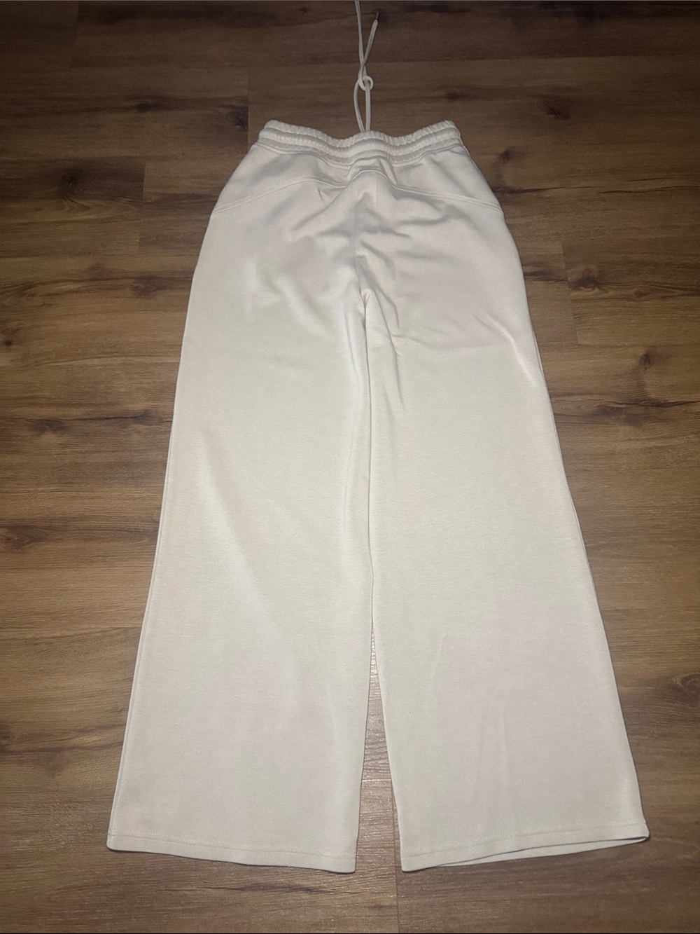 Women's Loungewear Set Sweatshirt & Wide-Leg Pant Set. Size Small - Picture 6 of 7